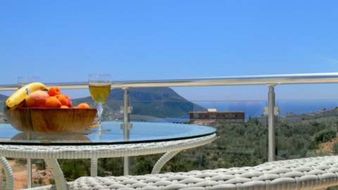 Dahlia Penthouse - Beautiful Luxurious Private Pool Fantastic Harbour Views